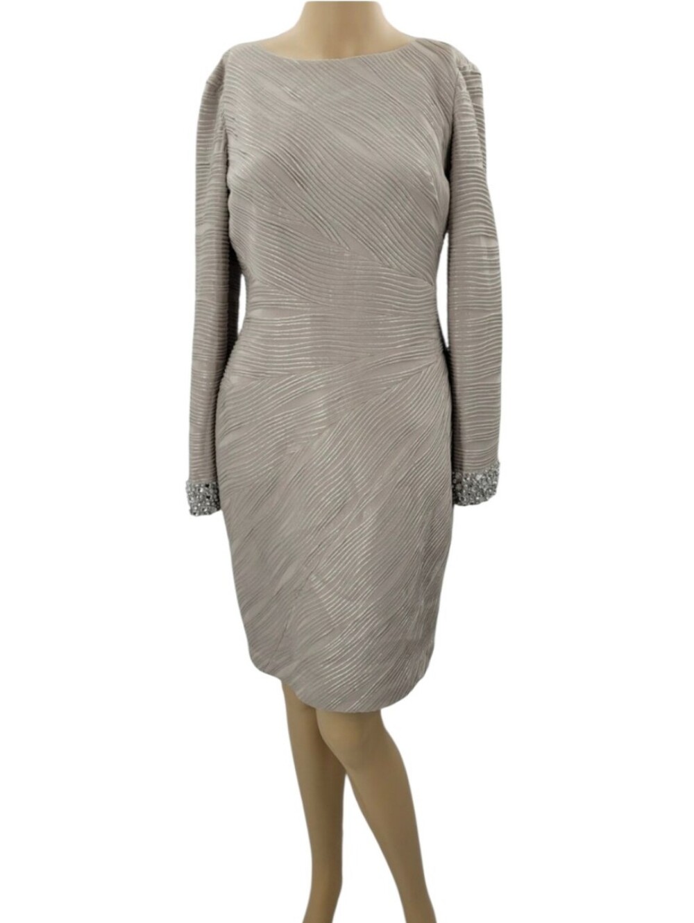 Eliza J textured jeweled sheath cocktail dress - 6.           L47